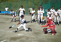平成２４年度　地域貢献事業Fs OB野球教室（泊小学校）