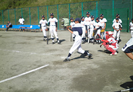 平成２４年度　地域貢献事業Fs OB野球教室（泊小学校）